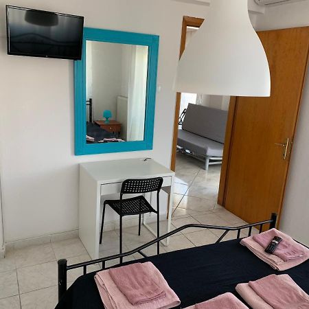 Apartment 30M From The Sea เทสซาโลนิกิ ภายนอก รูปภาพ