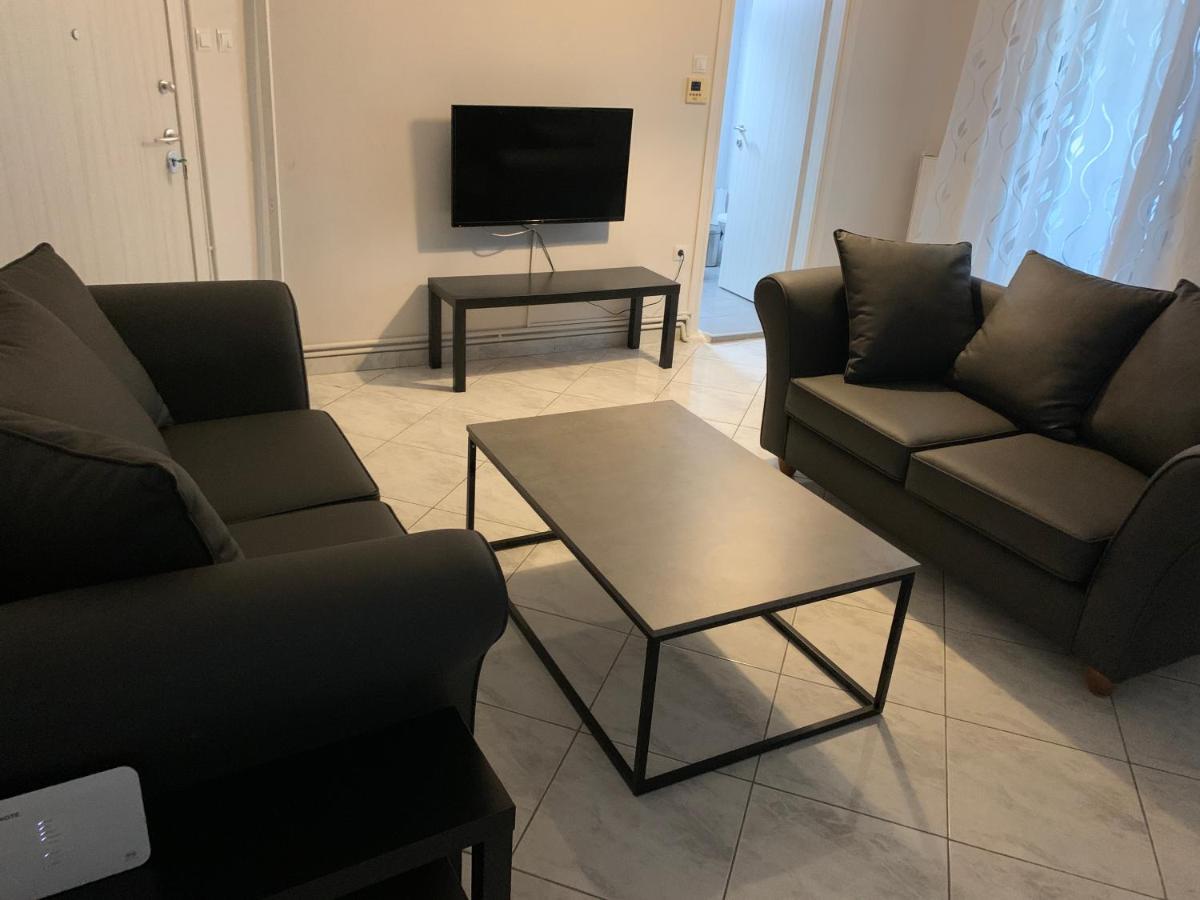 Apartment 30M From The Sea เทสซาโลนิกิ ภายนอก รูปภาพ